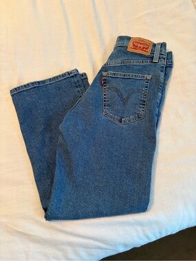 Levi's Women’s Medium Blue Ribcage Straight-Leg Ankle Jeans 27x27